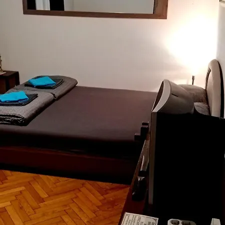 Tesla Romantic Cradle-big Winter-promo Discount Apartment